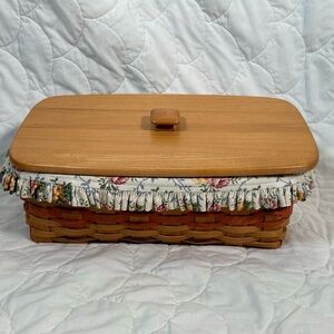 Longaberger 1996 Mothers Day Vanity with Cloth and Plastic liners and lid